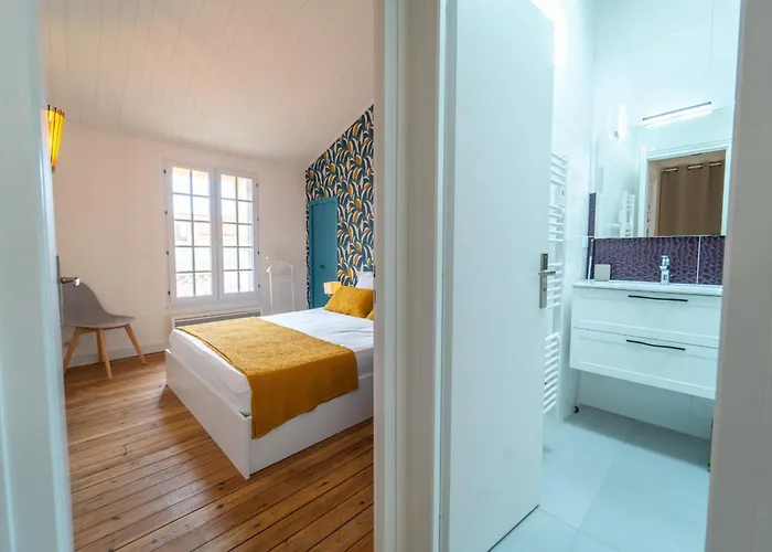 Vakantiehuis Maison Chaumoise Proche Port & *