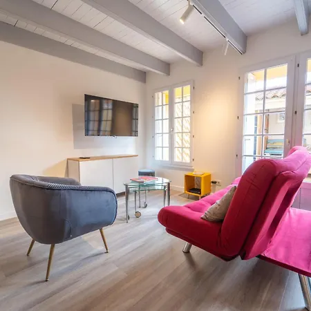 Maison Chaumoise Proche Port & * 莱萨布勒-多洛讷