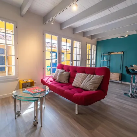 Maison Chaumoise Proche Port & 度假居 *