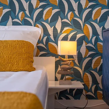 Maison Chaumoise Proche Port & 度假居 *